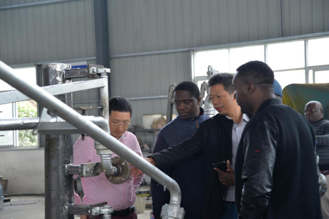 熱烈歡迎非洲贊比亞客戶來深?yuàn)W圖工廠考察